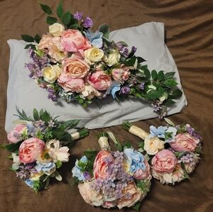 Bridal bouquet and bridesmaid bouquets